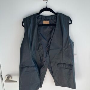 Crescent Black Leather  Sleeveless Vest